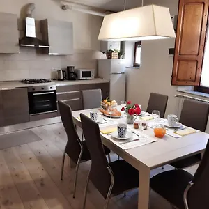 https://palazzo-colombini-apartment.it-tuscanyhotel.com